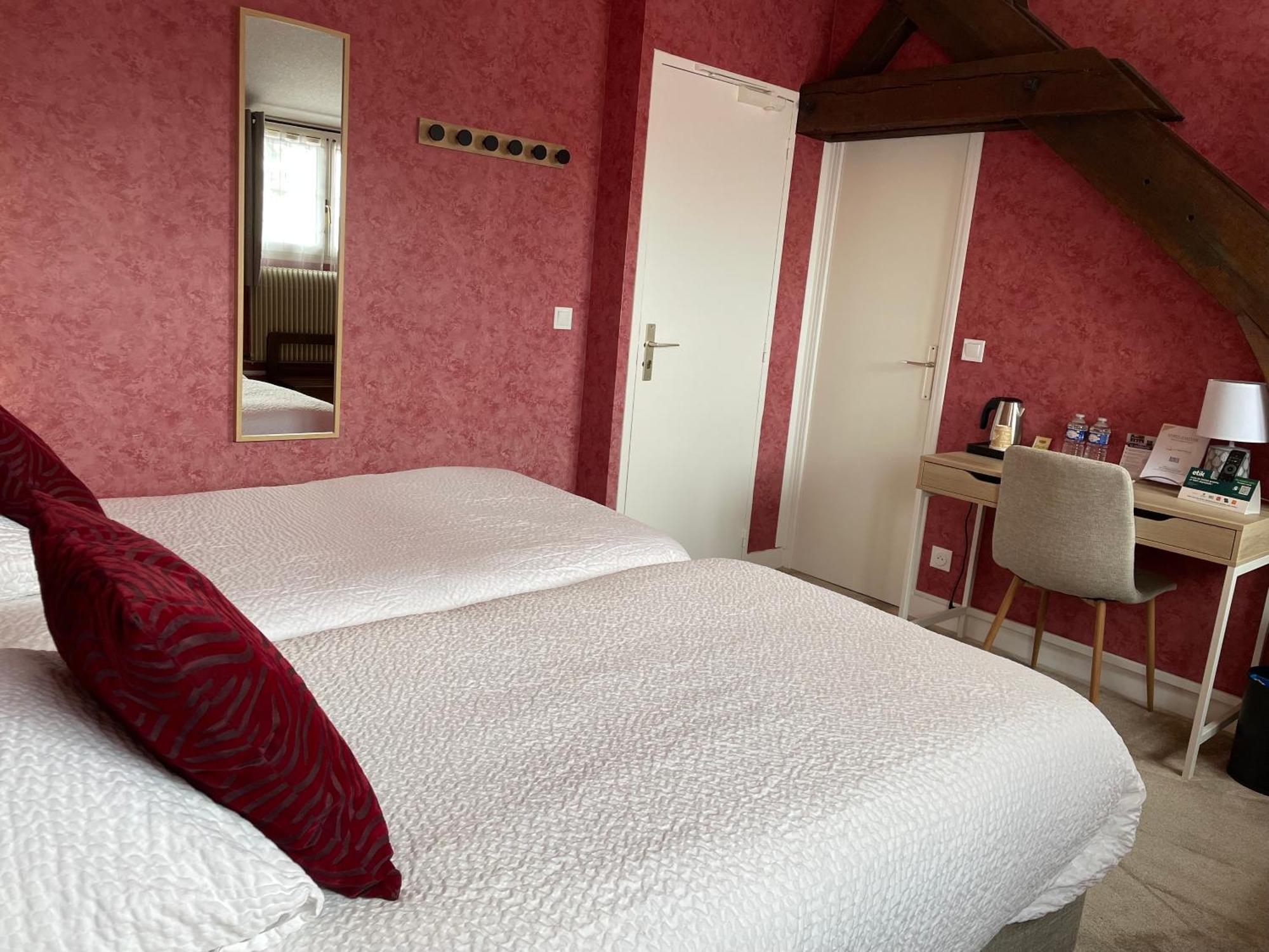 Hotel Logis Le Saint Florent