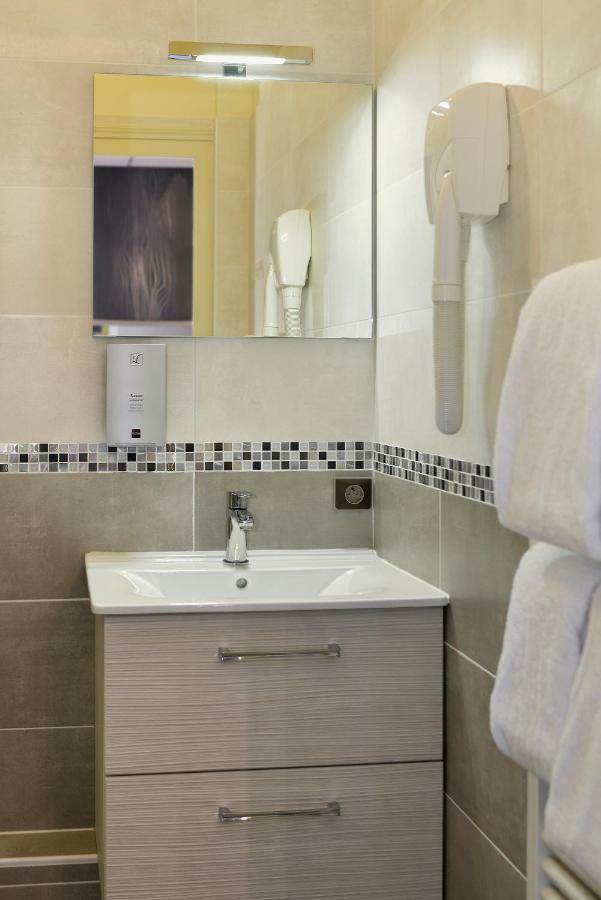 Logis Le Saint Florent 3*